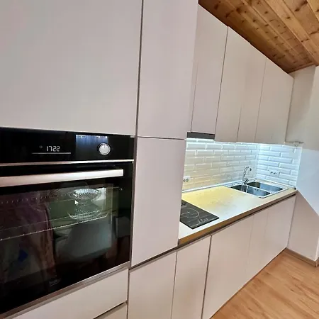 Apartamento Soer - Center, Veranda & Comfort Tirana